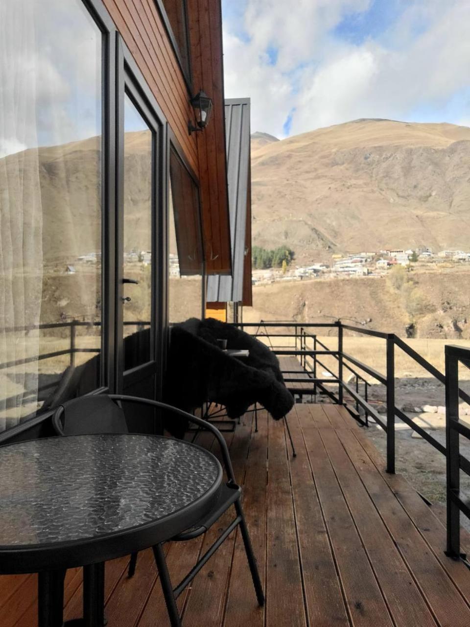 Mtisguli Cottages Kazbegi Bagian luar foto