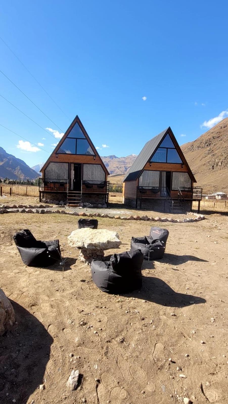 Mtisguli Cottages Kazbegi Bagian luar foto