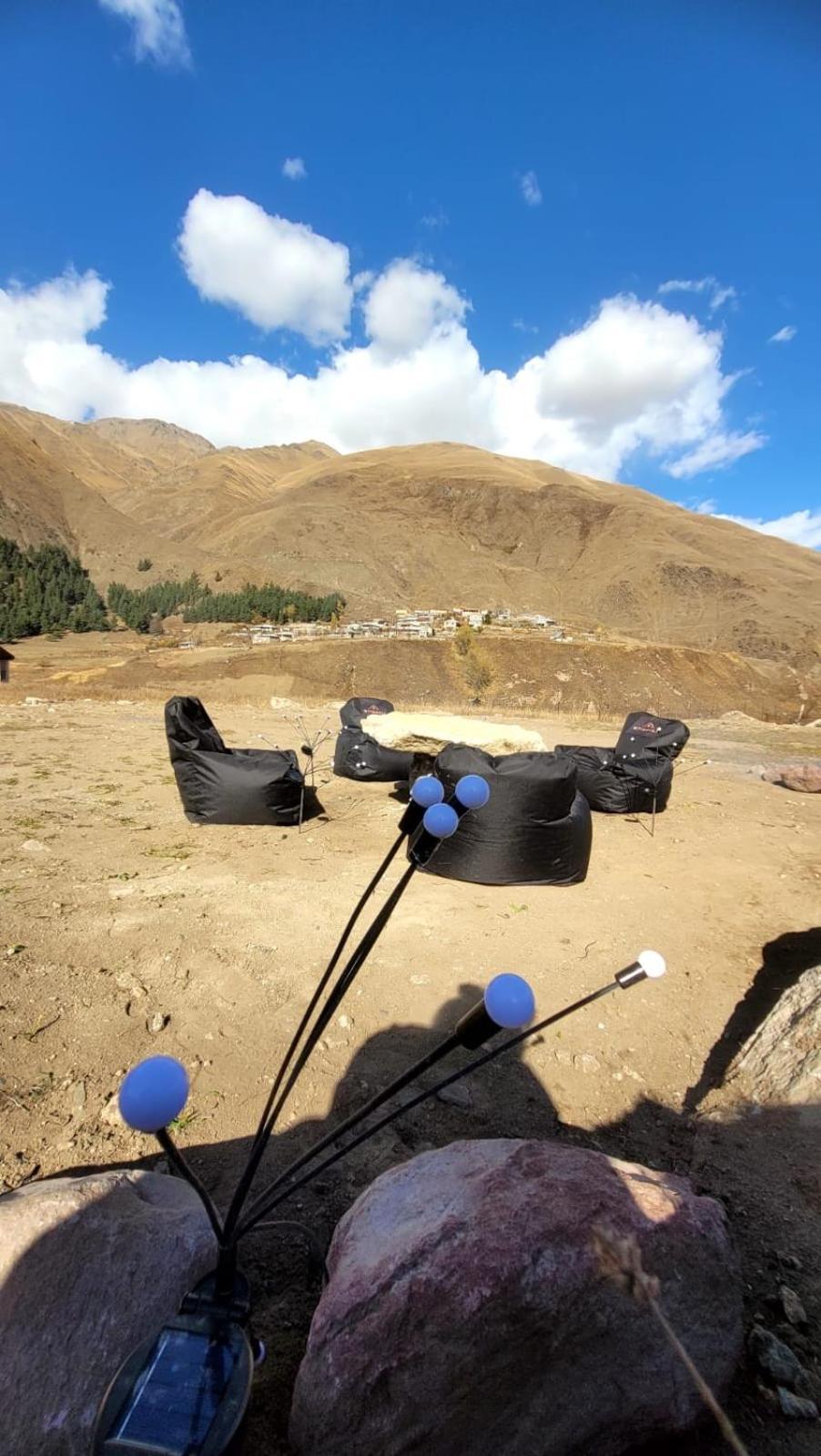 Mtisguli Cottages Kazbegi Bagian luar foto